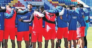 ESTA SEMANA ARRANCA EL TORNEO DE LA LIGA 2, BINACIONAL ENTRENA EN JULIACA PERO SIN CONFIRMACIÓN DE JUGADORES NI COMANDO TÉCNICO, ¿ASÍ QUIEREN LLEGAR A LA LIGA 1?