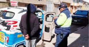 Asaltan a balazos mototaxi en Juliaca