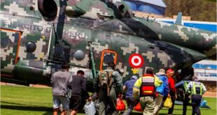 Calca: resaltan arribo de bomberos, soldados y apoyo aéreo para combatir incendio forestal